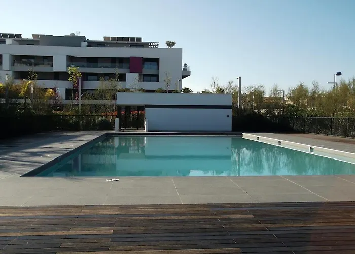 Luxury F2 Swimming Pool Ponds And Sea Apartamento
